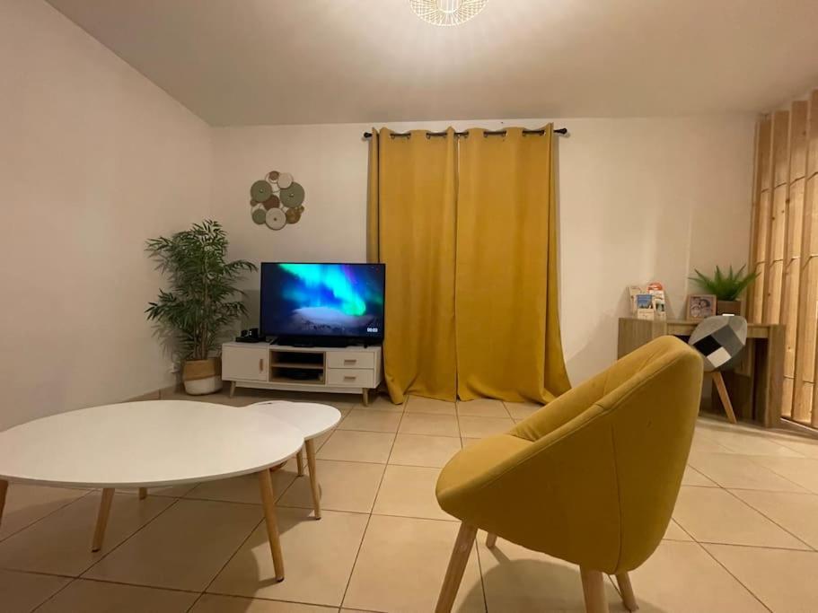 La Balneaire Maison De Standing Tout Confort Boisseuil Bagian luar foto