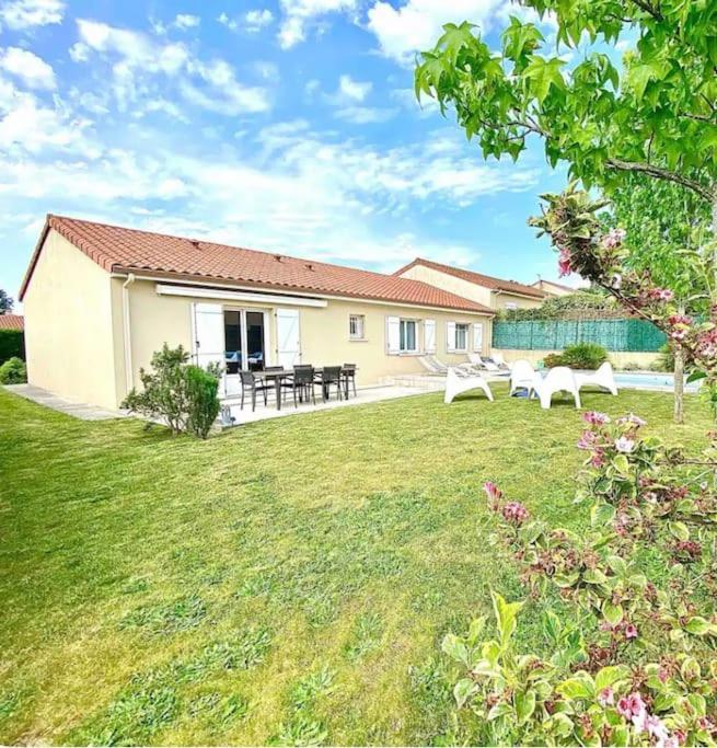 La Balneaire Maison De Standing Tout Confort Boisseuil Bagian luar foto