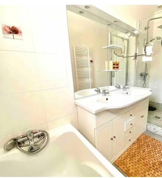La Balneaire Maison De Standing Tout Confort Boisseuil Bagian luar foto